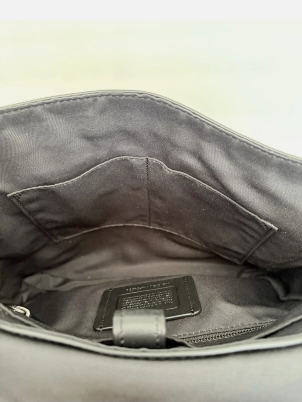 Coach Charles Messenger Bag EUC - Picture 11 of 12